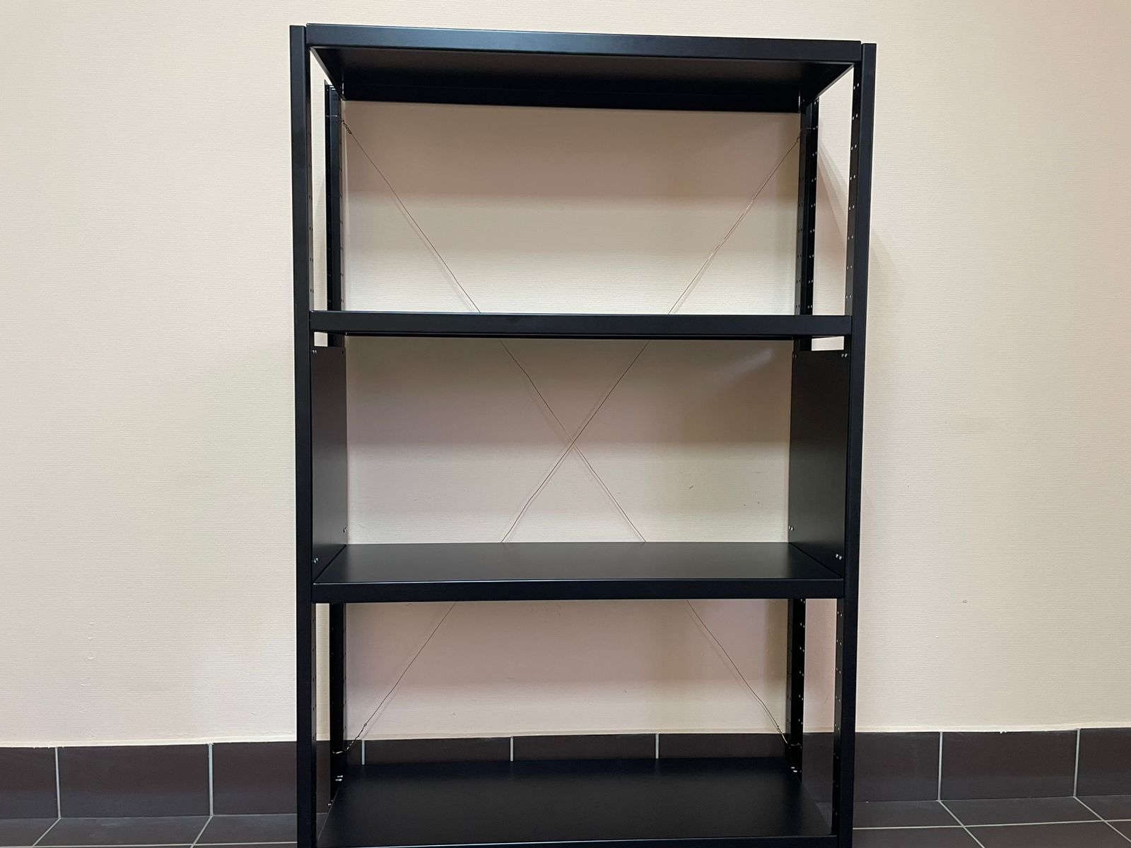 изготовление металлических стеллажей